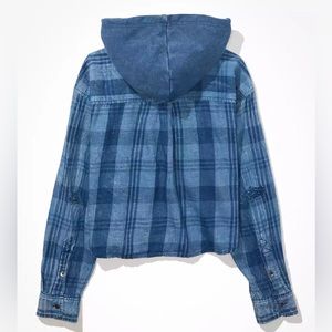 AE Cropped Hooded Flannel Shirt